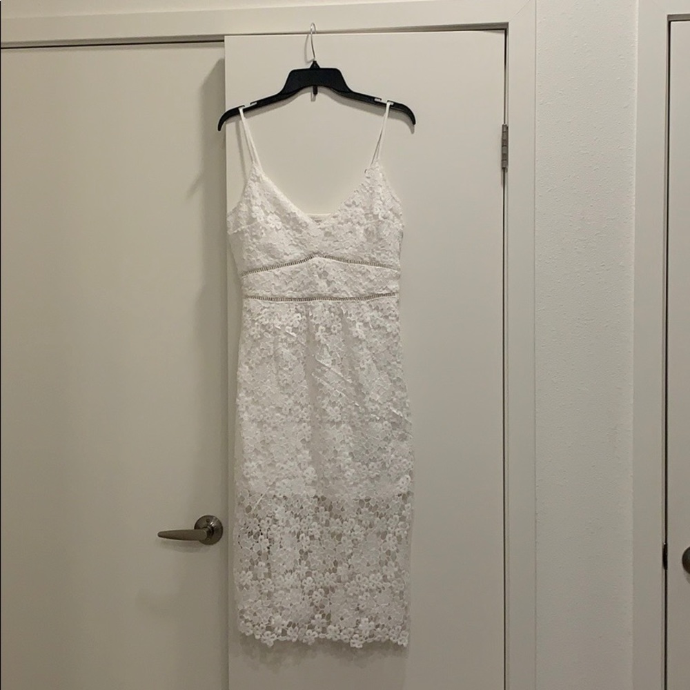 Arrcrombie white lace dress